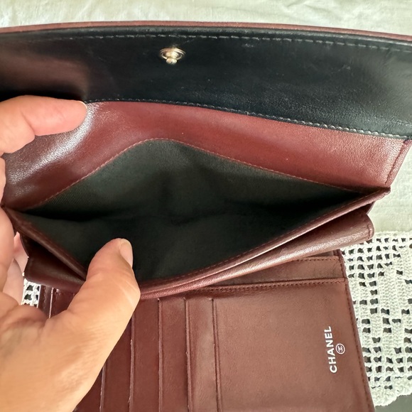 Chanel Coated Caviar Trifold Wallet with Silver Hardware - Picture 5 of 7